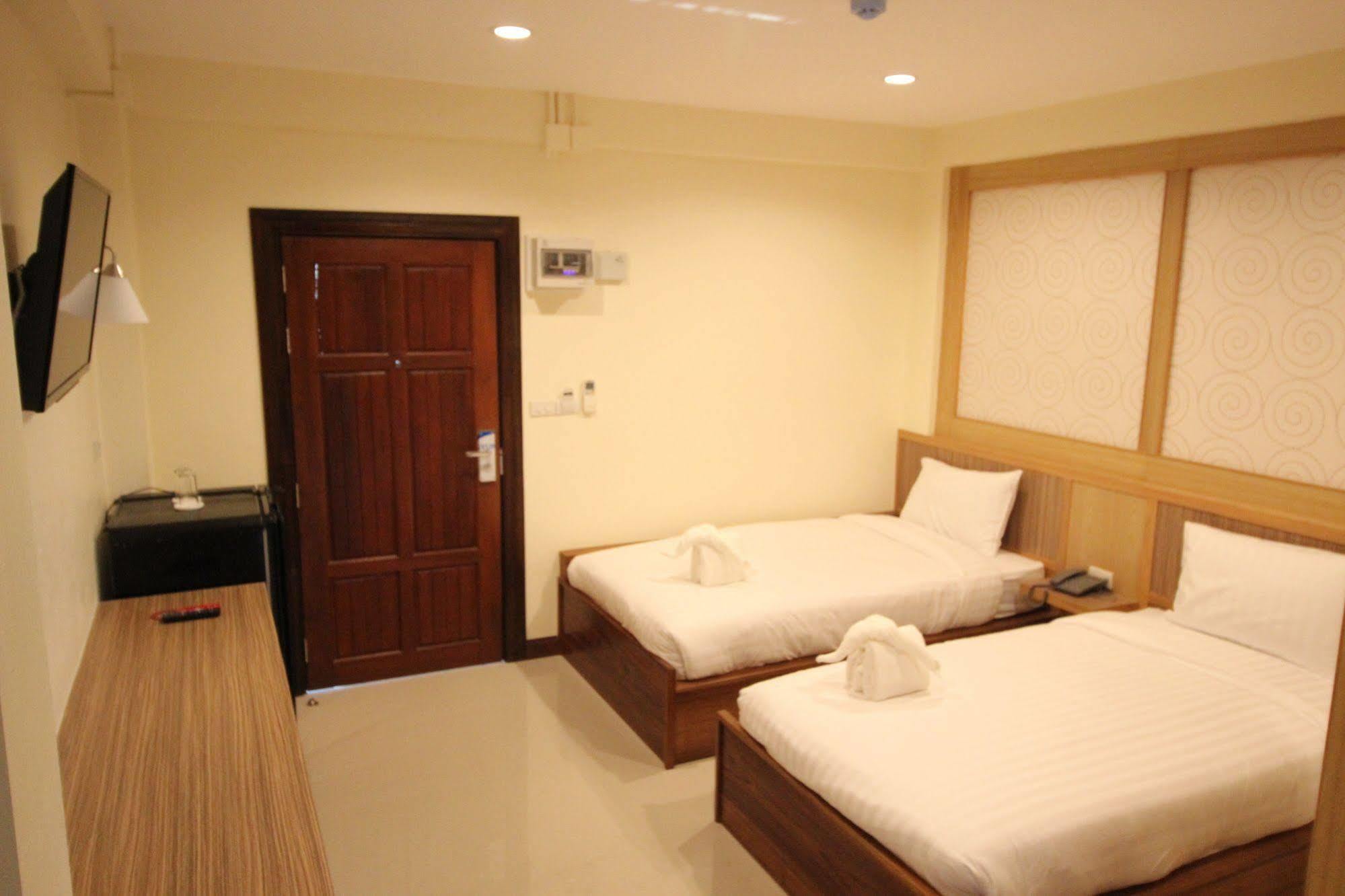 Monmuang Hotel Chiang Mai Ngoại thất bức ảnh