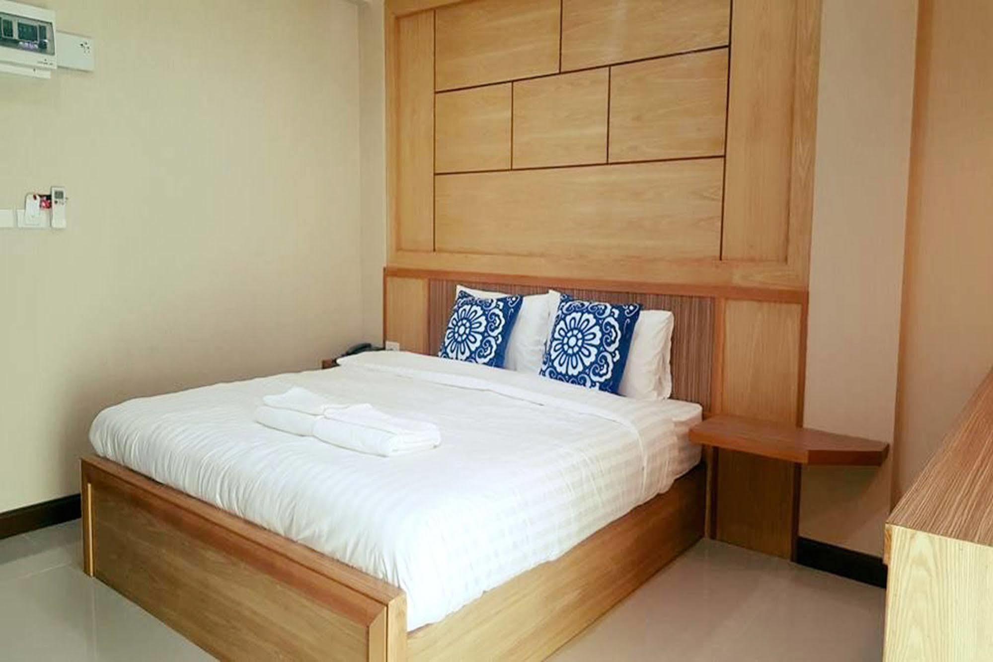 Monmuang Hotel Chiang Mai Ngoại thất bức ảnh